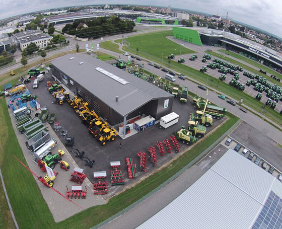 vogelperspektive dfz deutz fahr zentrum lauingen von oben